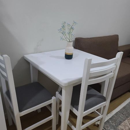 Home Inn Apartaments Tirana Bagian luar foto