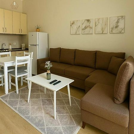 Home Inn Apartaments Tirana Bagian luar foto