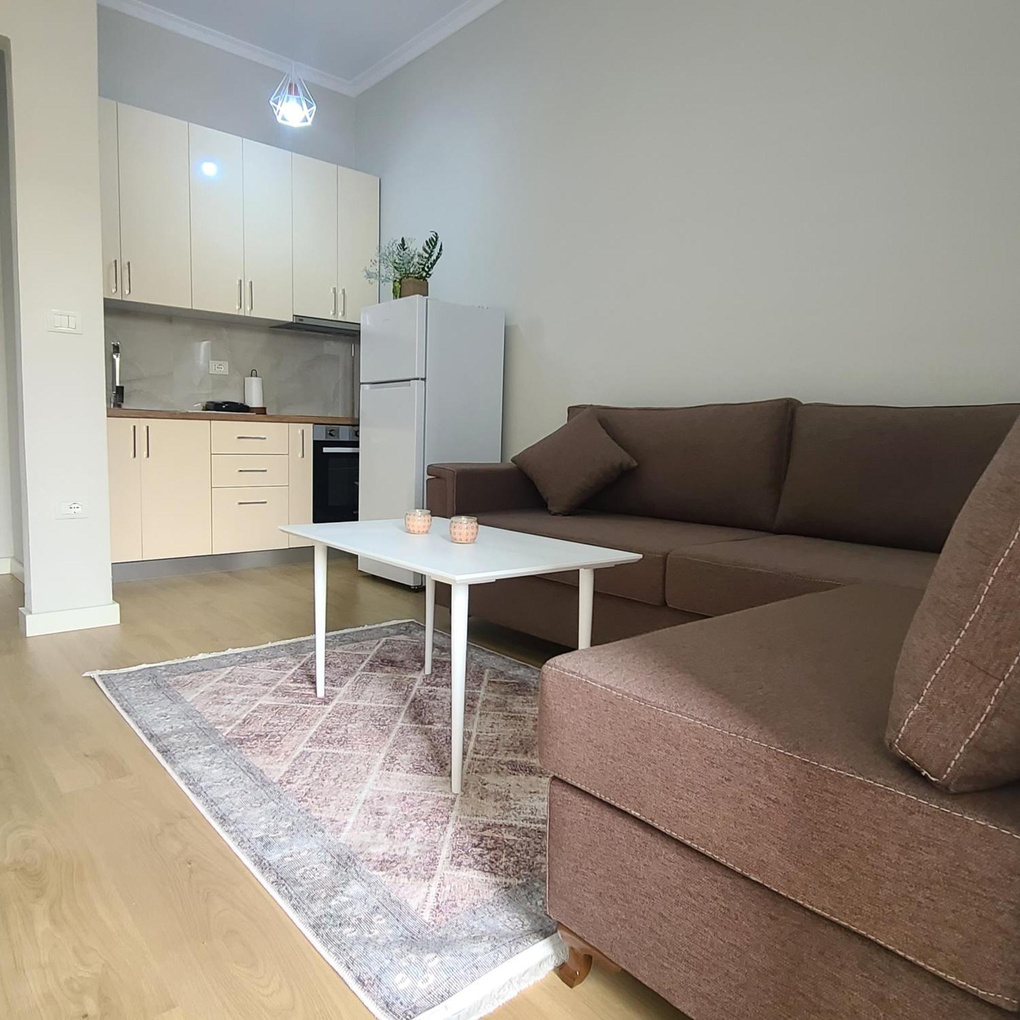 Home Inn Apartaments Tirana Bagian luar foto